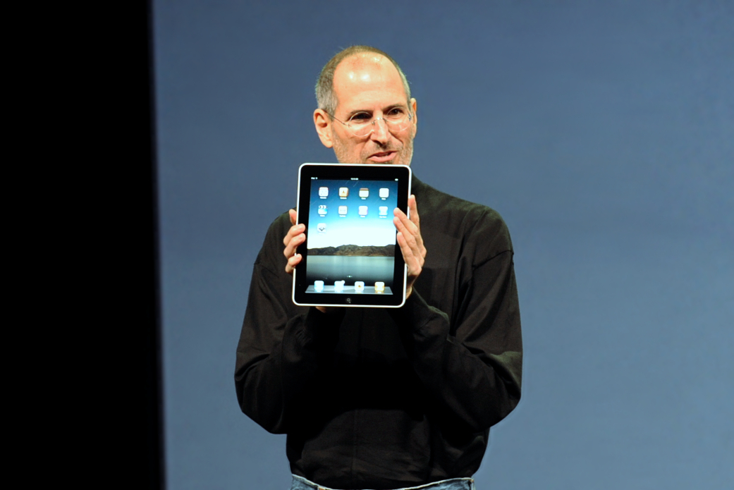 Exemples de grans comunicadors: Steve Jobs presentant Apple iPad